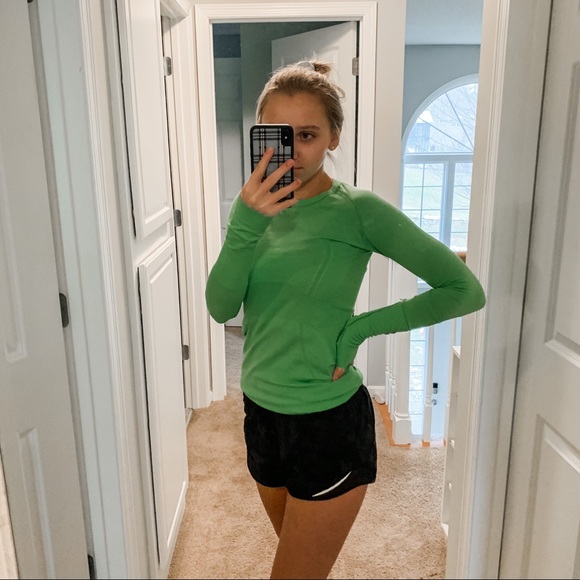 lululemon athletica Tops - lululemon green swiftly tech top